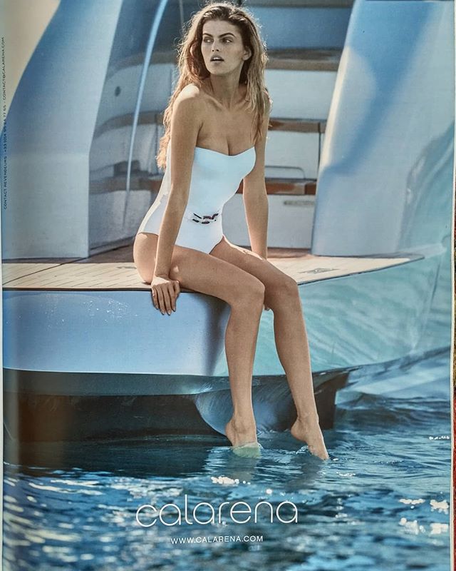 Bah alors ?! Elle est pas assez bonne ? ??......#dive #natation #baignade #bath #bathing #bathingsuit #bikinigirl #bikini #sun #suntan #suntanning #lazy #swimwearmodel #swimsuitmodel #beachday #blondegirl #sunny #holidays #corsica #corse #boat #boats #speedboat #luxury #luxurylifestyle #lifestyle #igersparis #igersfrance
